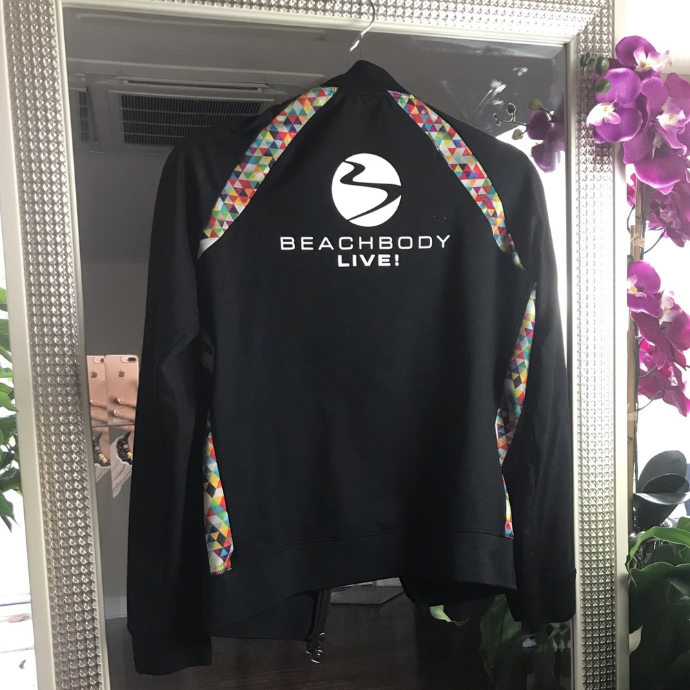 beachbody  instructor's fitness jacket